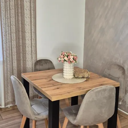 Hradecky Luxury Daire *